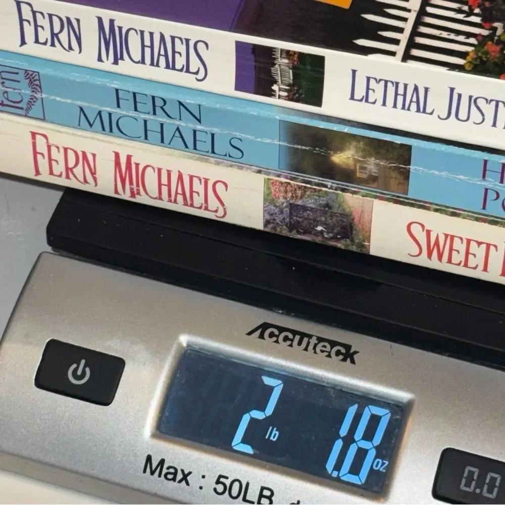 Fern Michaels large paperback - Hokus Pokus, Lethal Justice, Sweet Revenge books